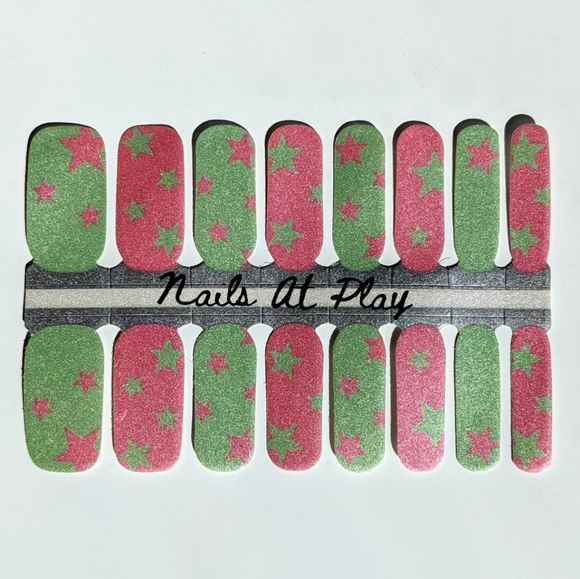 5 for $15 Nail Wraps- Retro Star - Picture 1 of 3